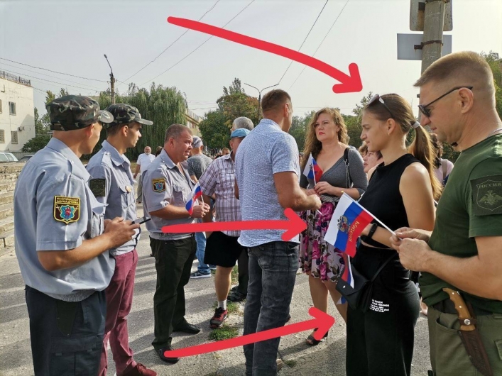 До того, как стать “боевым врачом”-недоучкой, Виолетта занималась организацией празднования дня российского флага, участвовала в спортивных мероприятиях под флагом страны-агрессора.